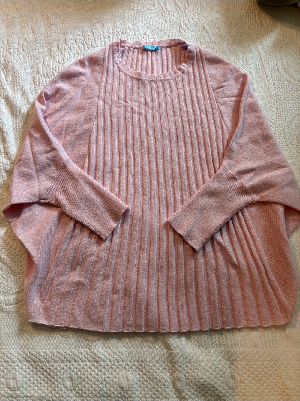 Women’s Ribbed Crewneck Sweater in Soft Pink
